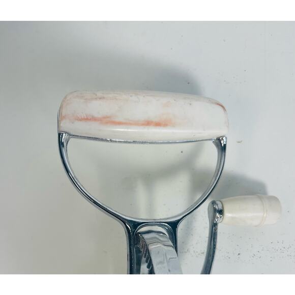 Vintage Hand Mixer Stainless Steel Working Condition - Picture 6 of 7